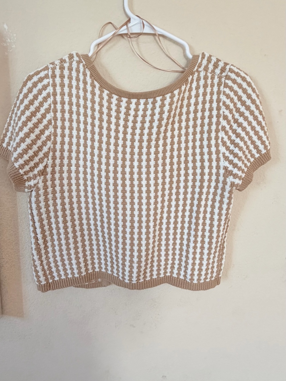 Francescas Lace-Up Cropped Knit Cardigan - Beige & White - Picture 3 of 3